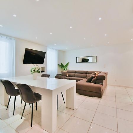 Grand Appartement- Le Port A/C نيس المظهر الخارجي الصورة