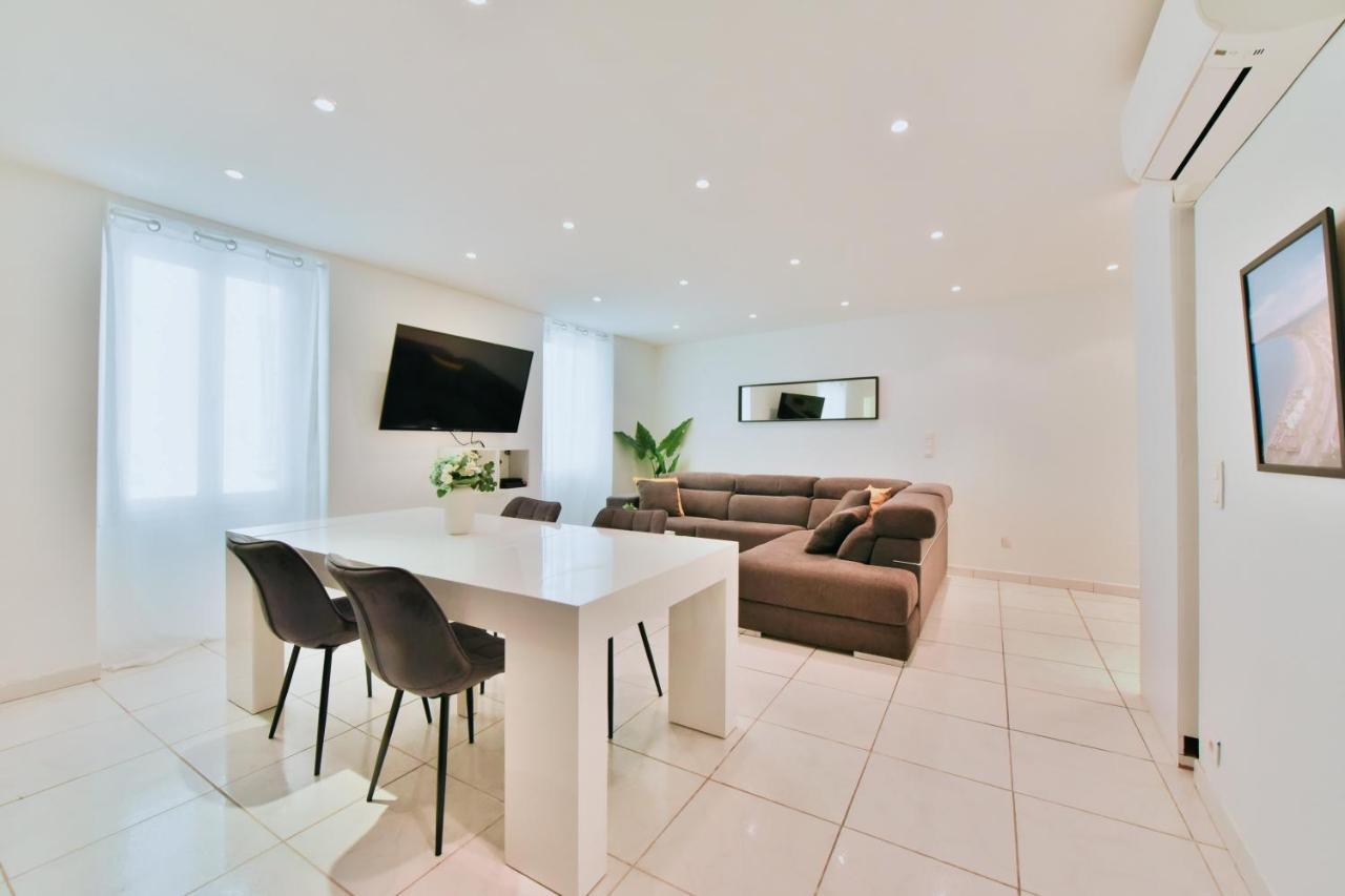 Grand Appartement- Le Port A/C نيس المظهر الخارجي الصورة